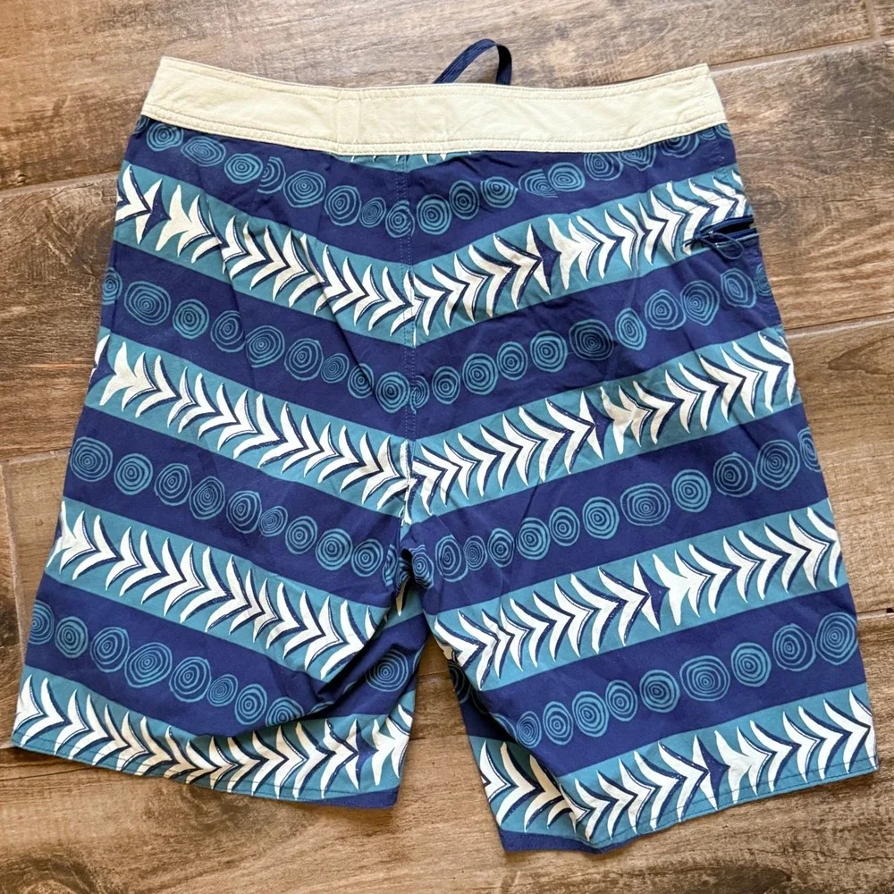 Patagonia Men's Stretch Wavefarer Tree‎ Rings 21